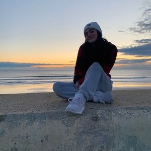 Meet your Posher, Cameron